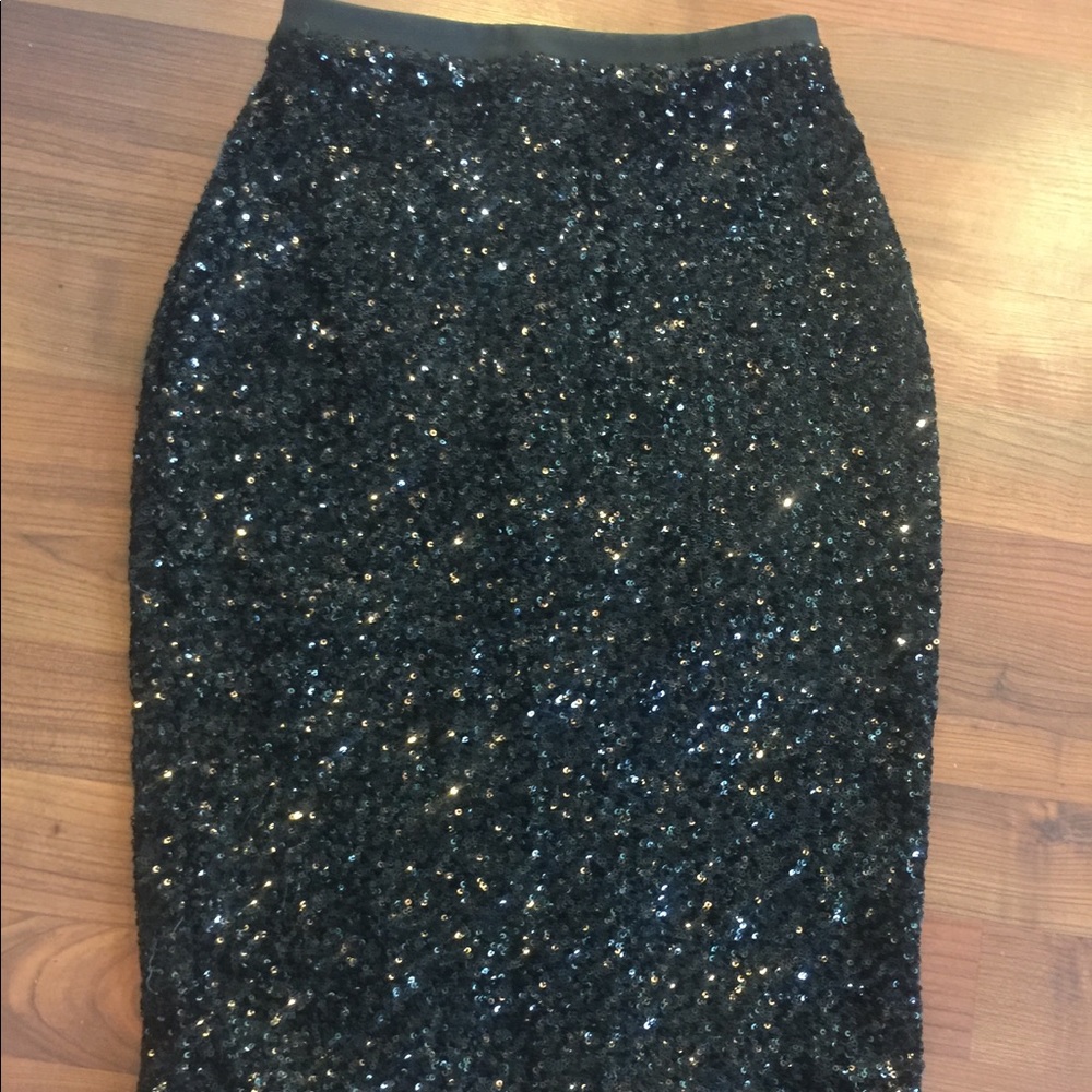 EXPRESS black sequins pencil skirt